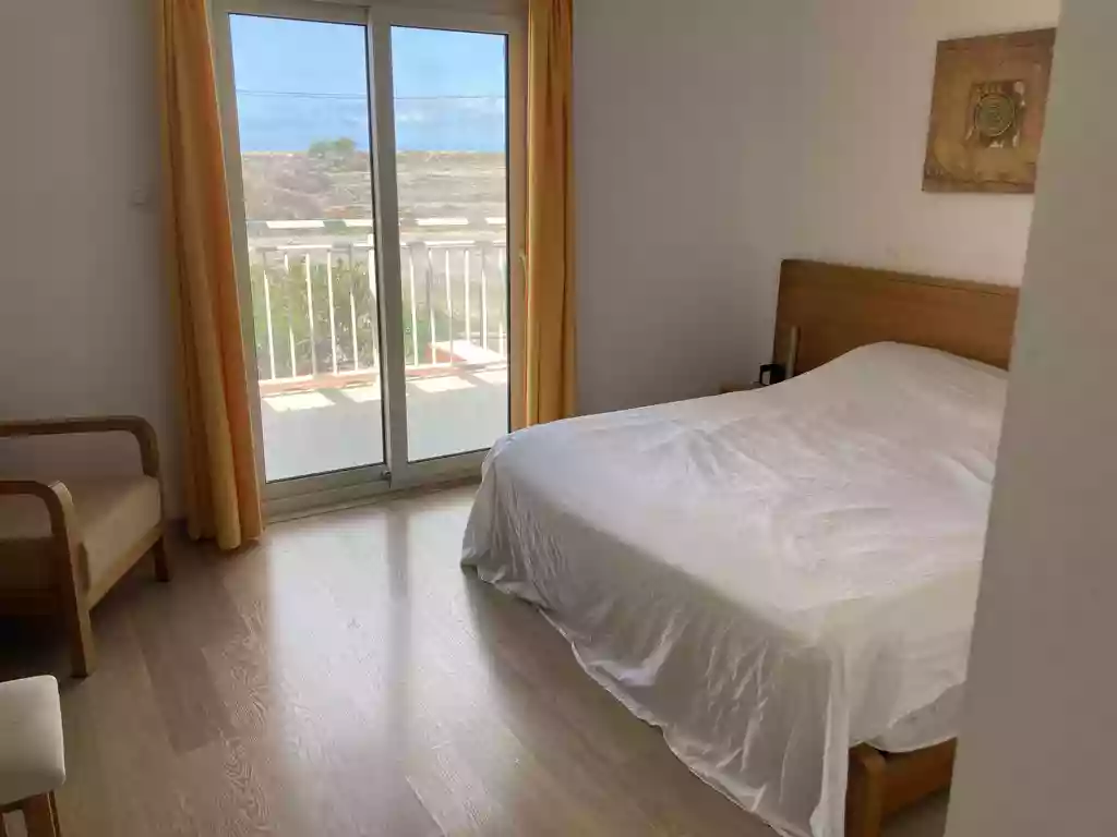 portoantigo1_1bedroom_seaview