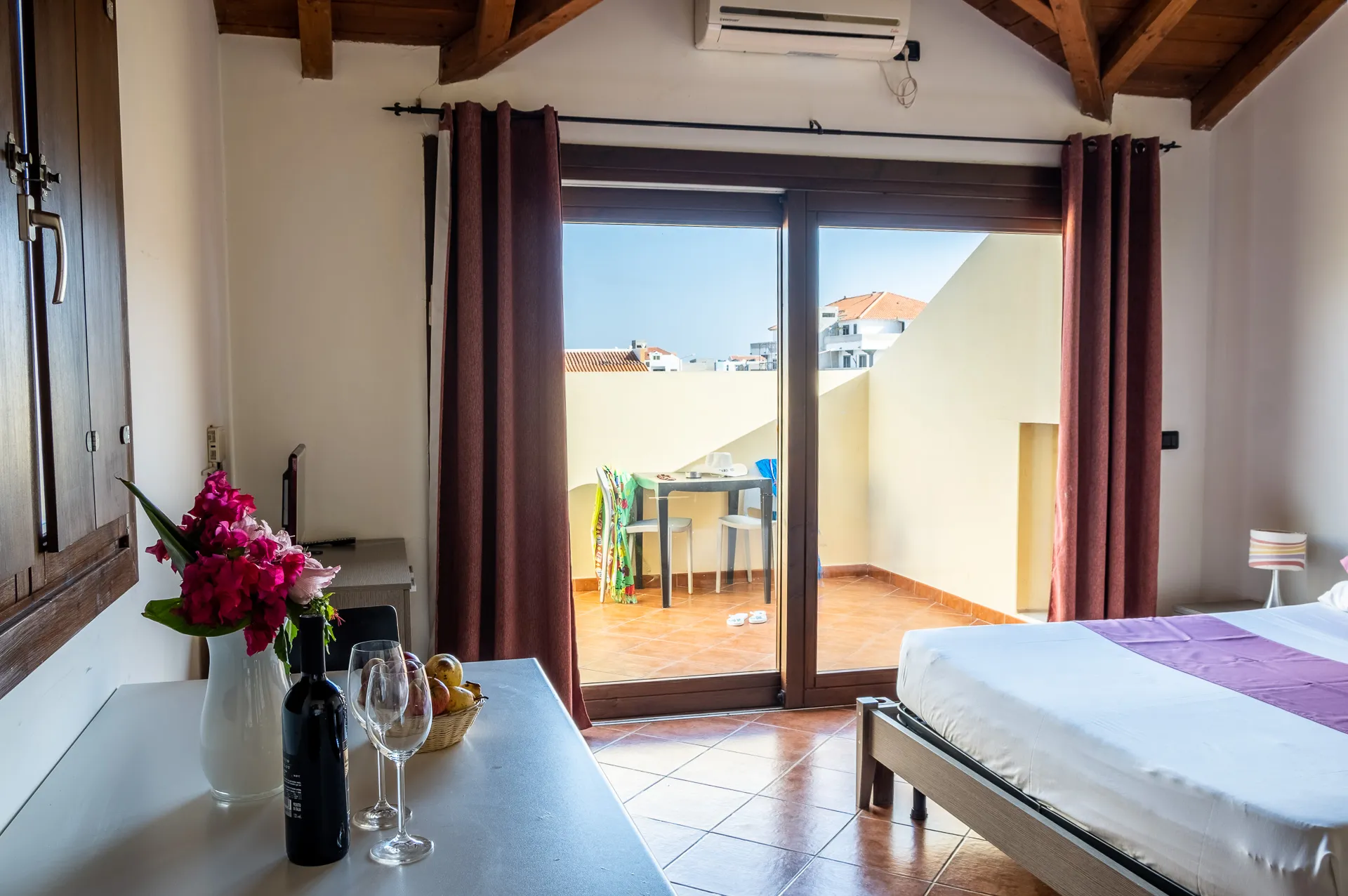 portoantigo1_1bedroom_seaview