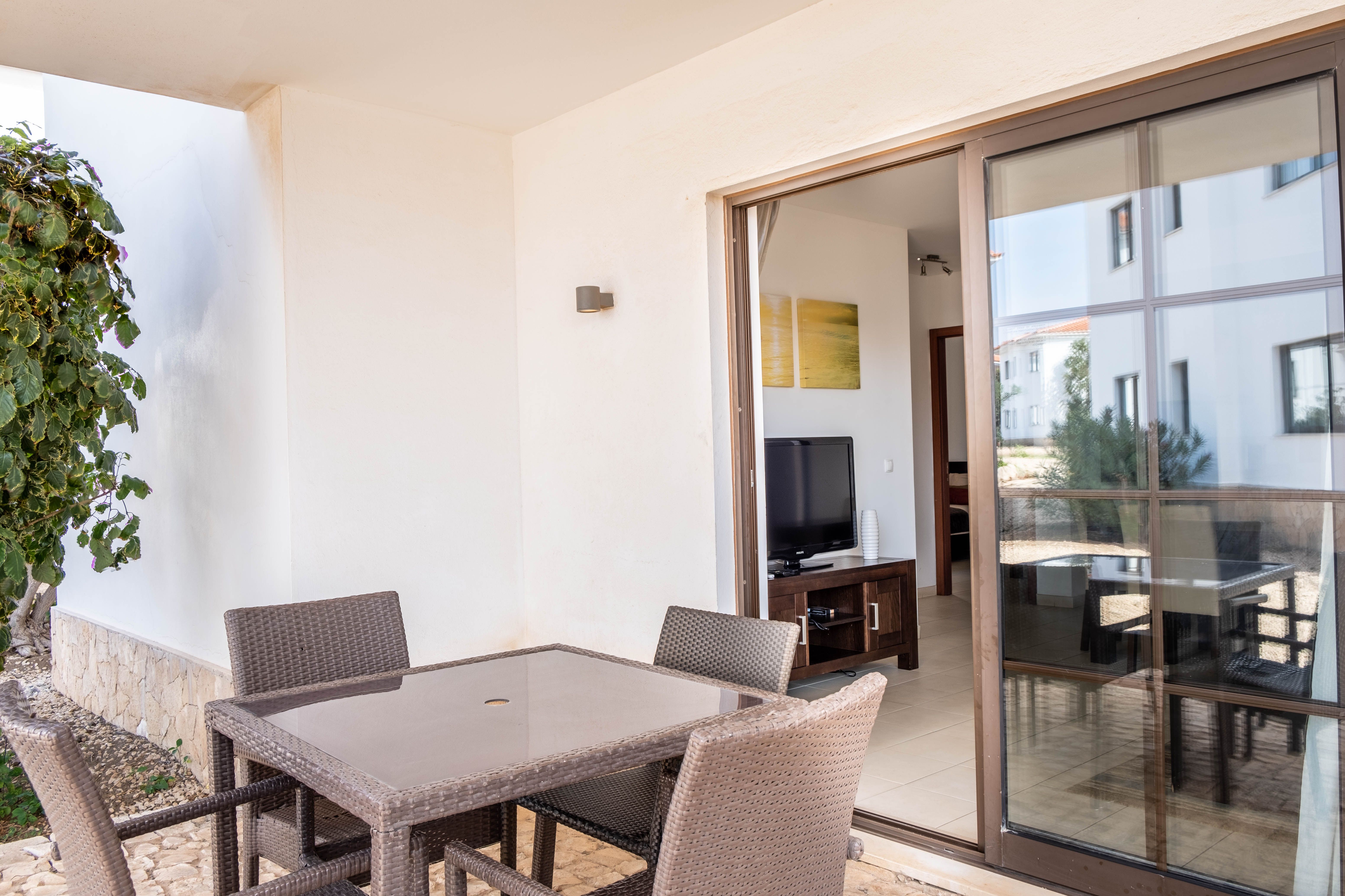 portoantigo1_1bedroom_seaview