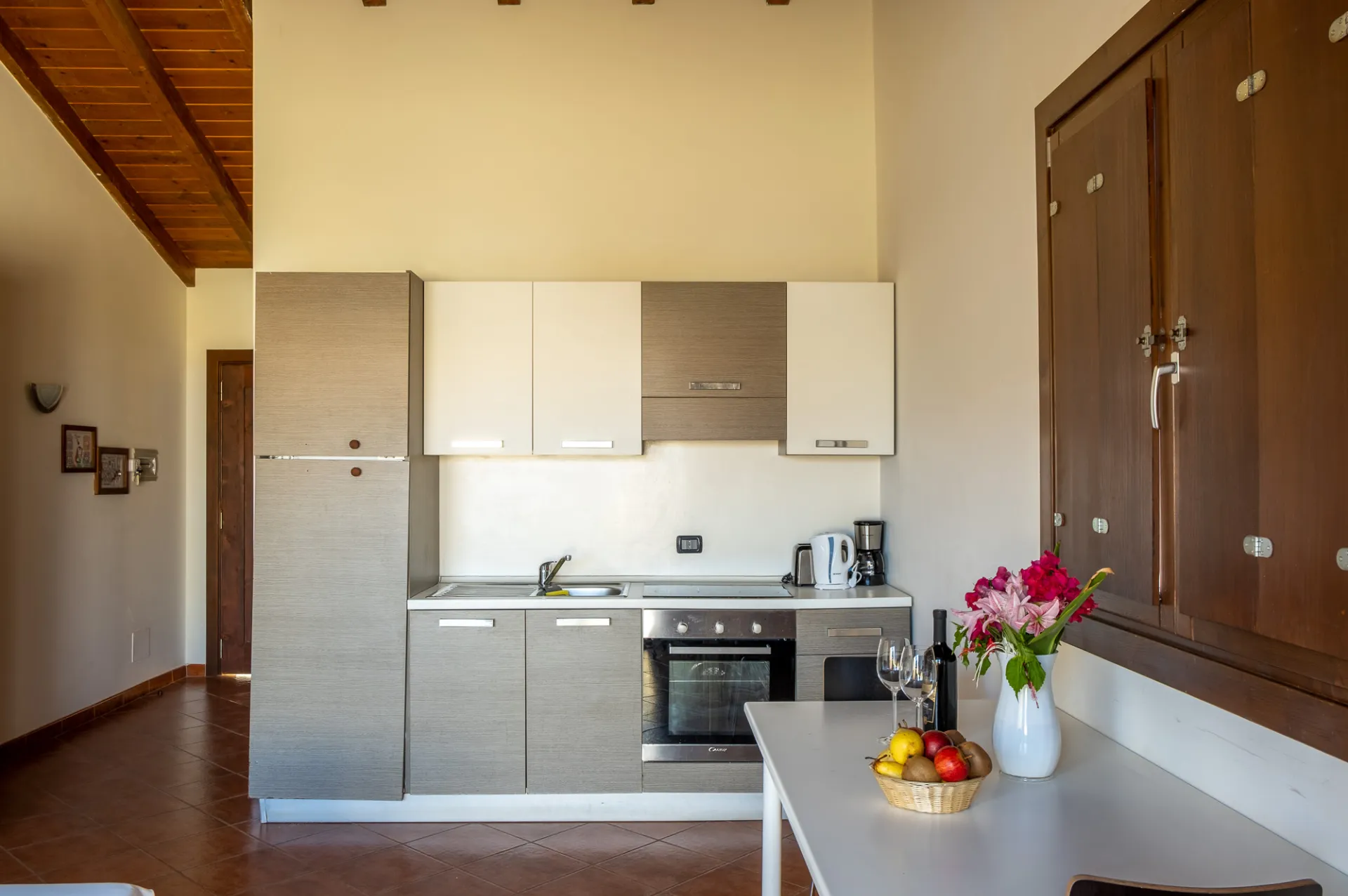 portoantigo1_studio_standard